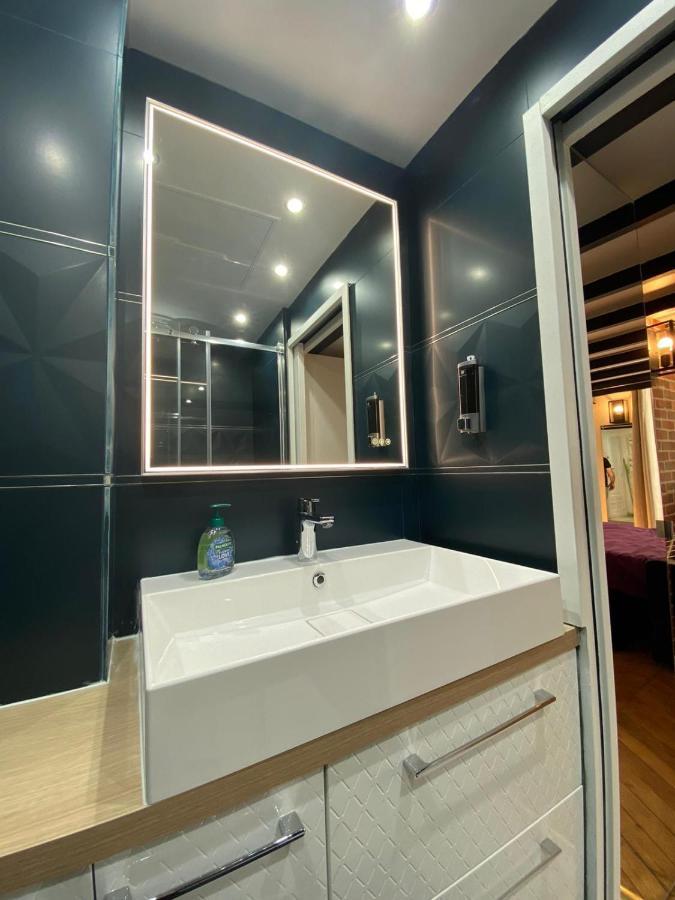الشقق الفندقية باريسفي  Beautiful Mini Loft Near Saint-Lazare المظهر الخارجي الصورة
